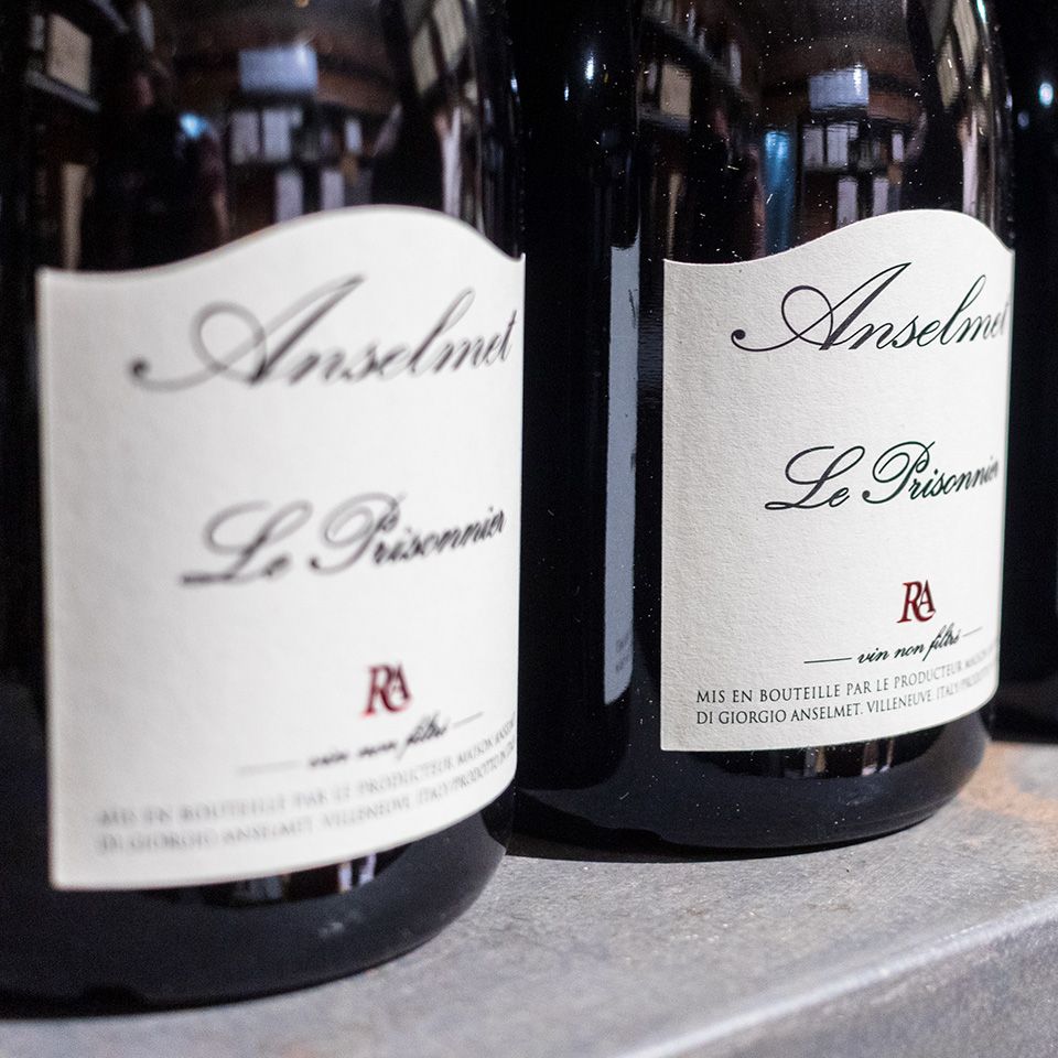 Vini cantina Anselmet. Ristorante Lou Tchappe a Lillaz, frazione di Cogne